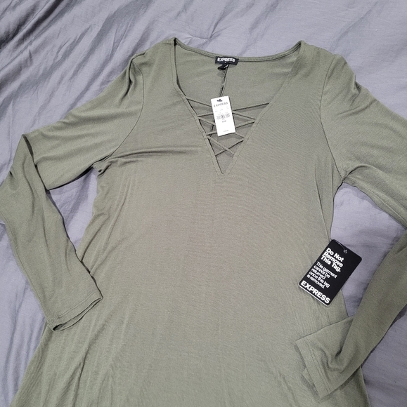 Dress - Picture 1 of 6